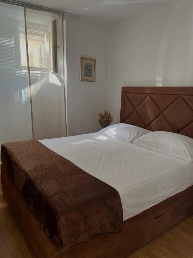 Secret Place Apartment Stari Grad  Esterno foto